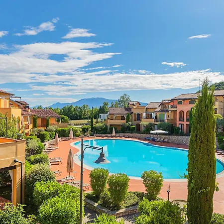 Borgo Del Torchio Ii By Wonderful Italy Lejlighed Manerba del Garda